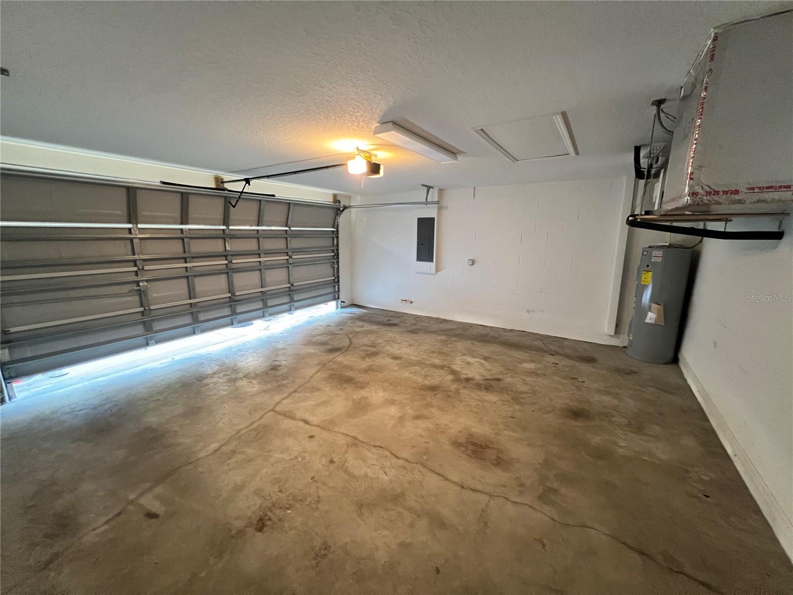 BAYSIDE PRCL C - Residential Lease