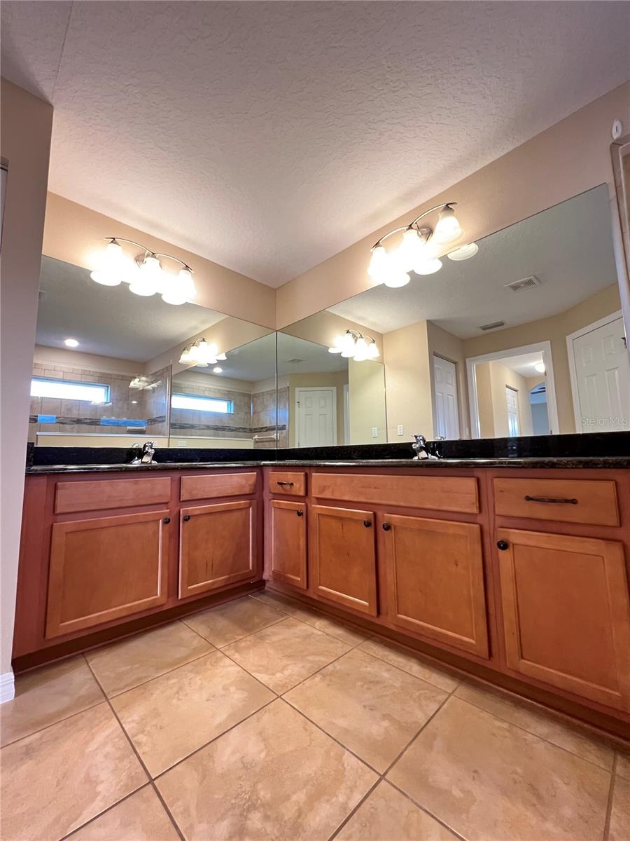 BAYSIDE PRCL C - Residential Lease