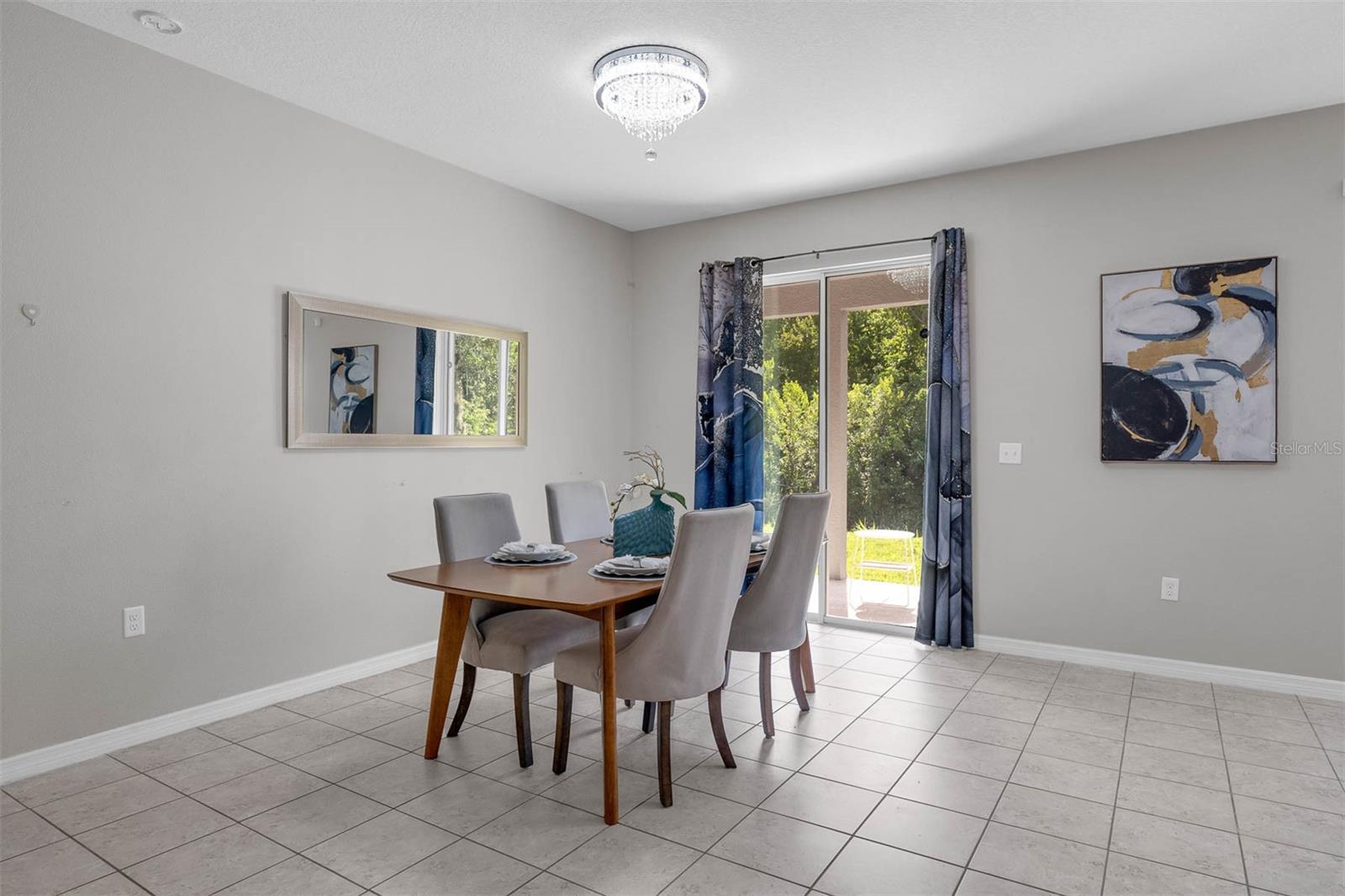 SHINGLE CREEK RESERVE AT THE OAKS PH 3 & 4 - Residential Lease