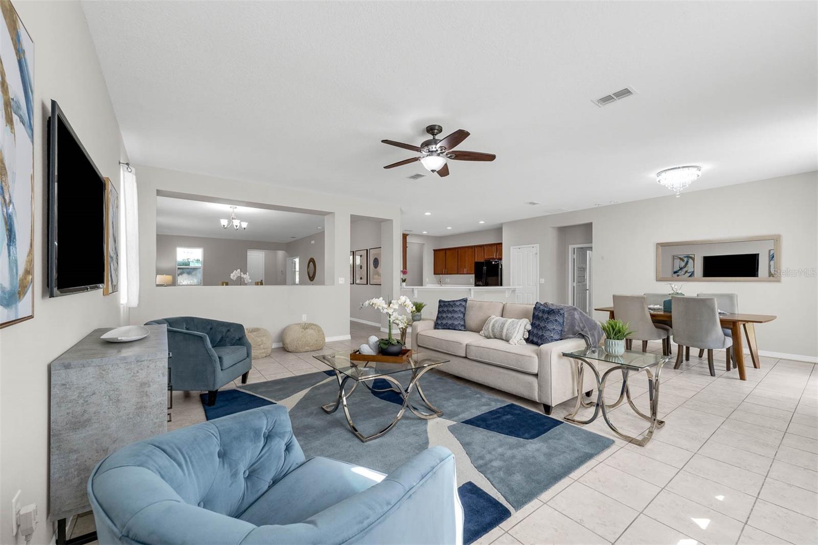 SHINGLE CREEK RESERVE AT THE OAKS PH 3 & 4 - Residential Lease