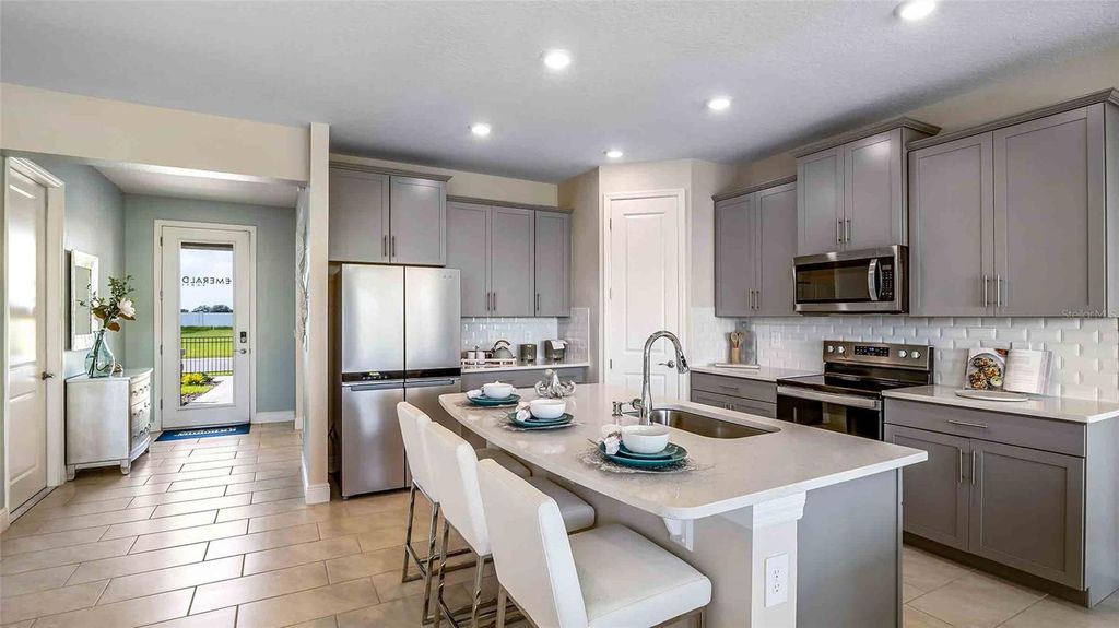 Photo of 4306 Silver Birch Court, Palmetto, FL 34221 (MLS # A4691522)