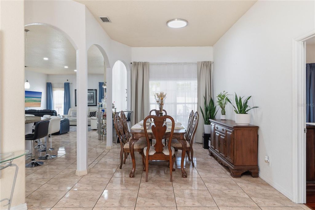 Photo of 1907 W Mohawk Avenue, Tampa, FL 33603 (MLS # TB8488870)