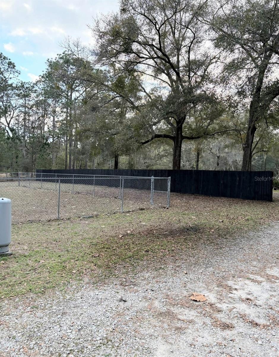 LAKE TROPICANA RANCHETTES - Residential