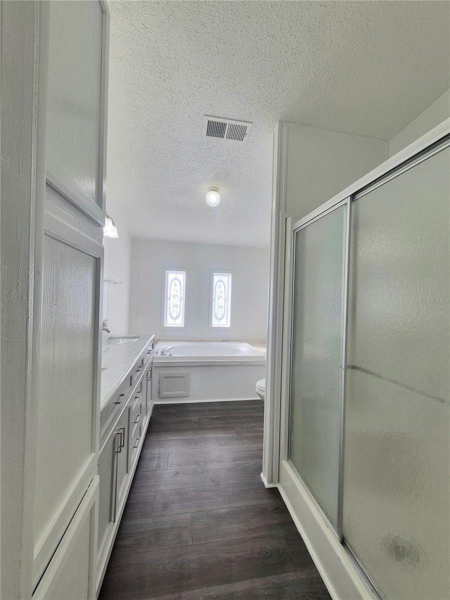 LAKE TROPICANA RANCHETTES - Residential