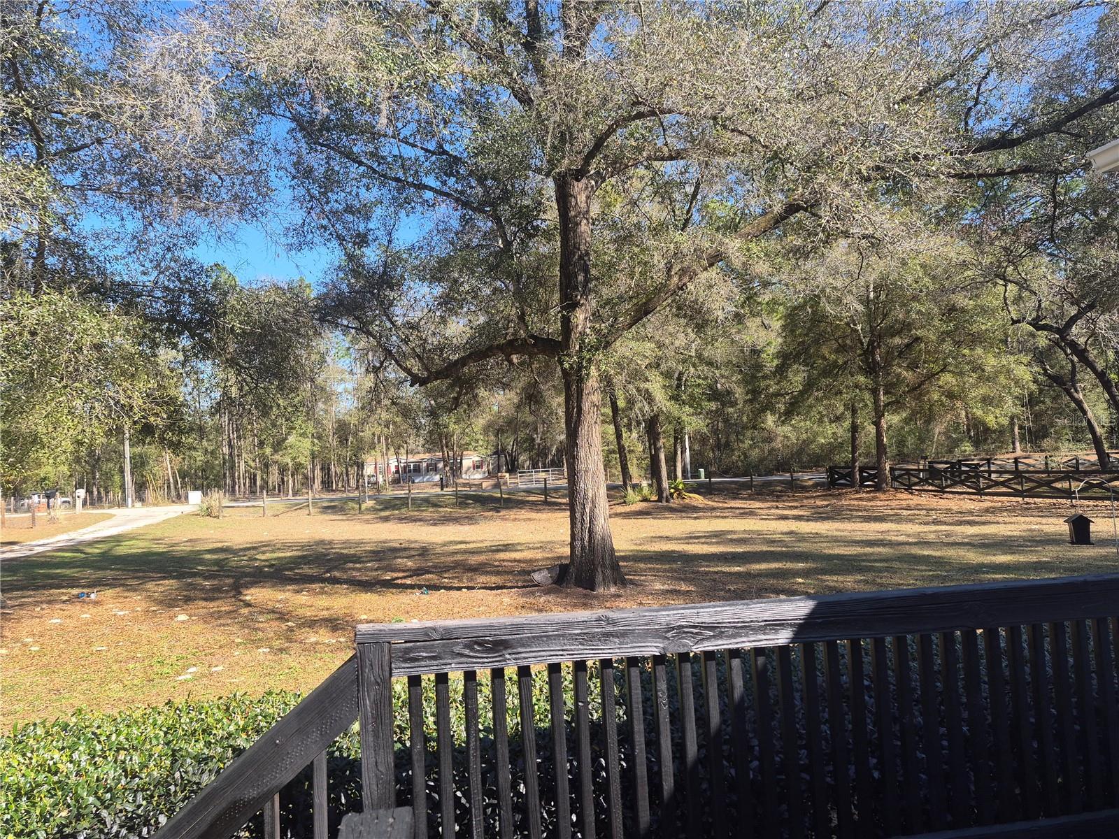 LAKE TROPICANA RANCHETTES - Residential