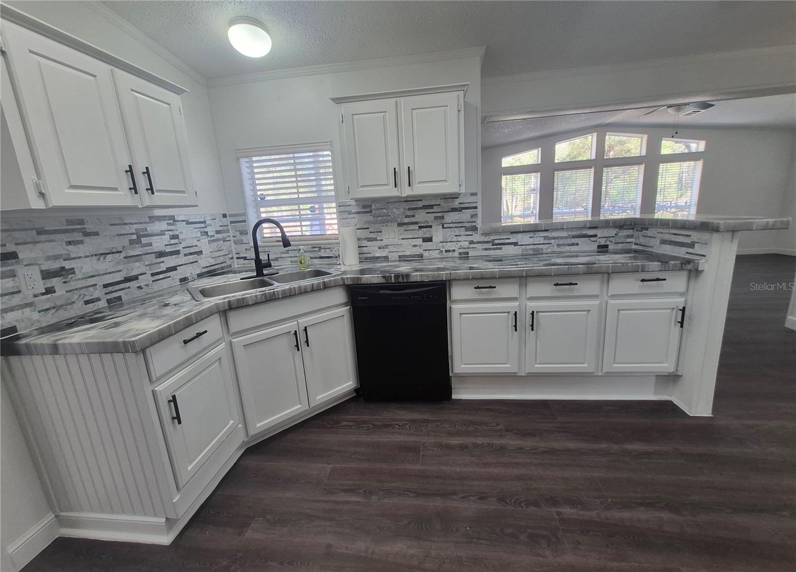 LAKE TROPICANA RANCHETTES - Residential