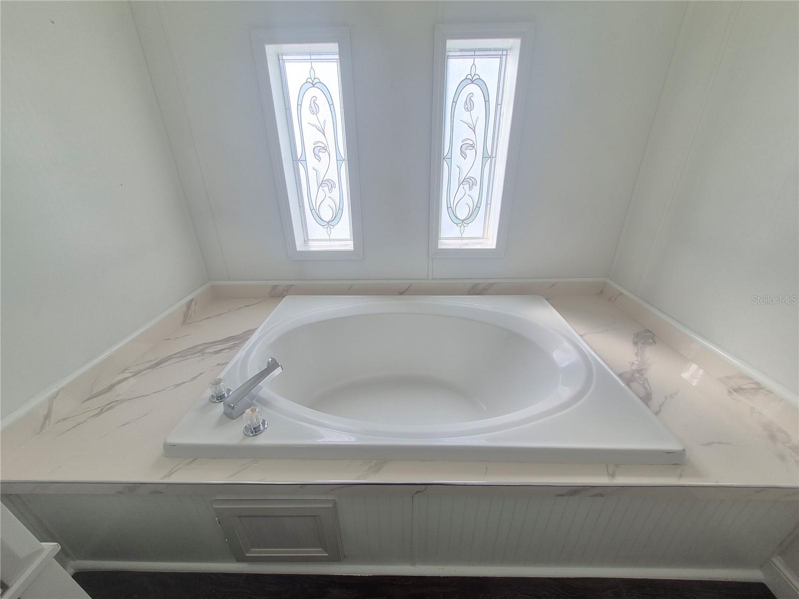 LAKE TROPICANA RANCHETTES - Residential