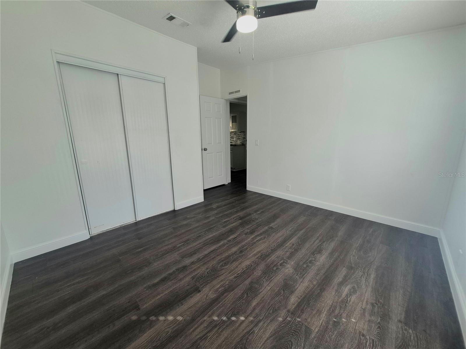 LAKE TROPICANA RANCHETTES - Residential