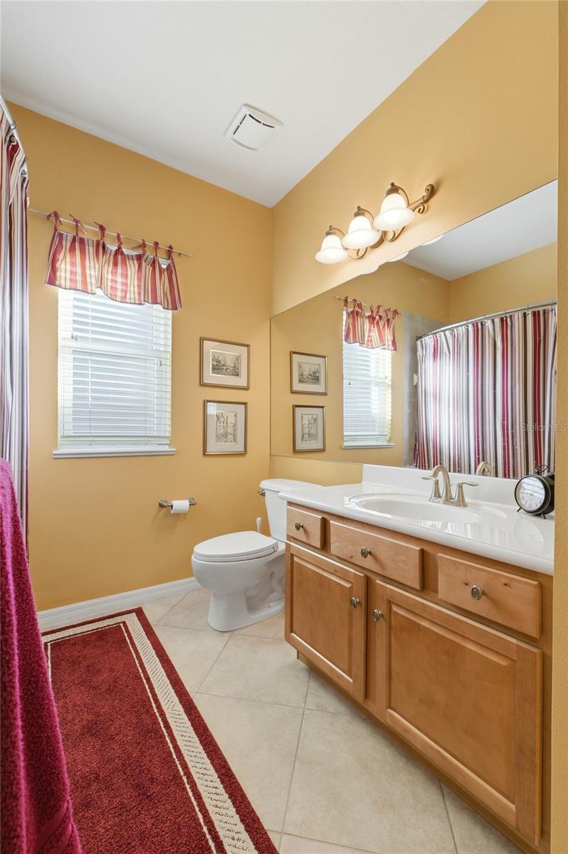 TRADITIONS PH 01 - Residential