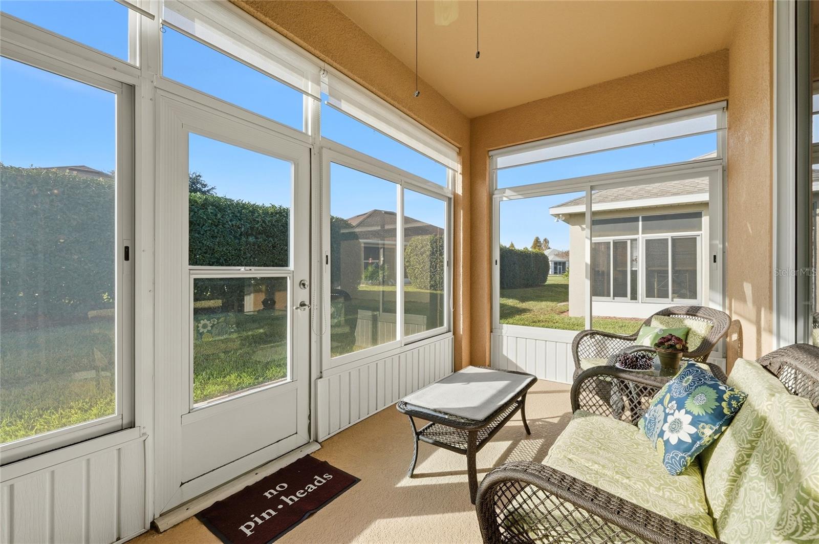 TRADITIONS PH 01 - Residential