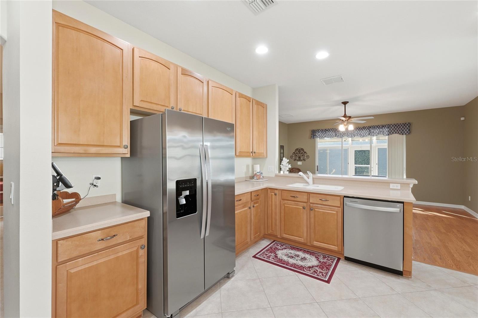 TRADITIONS PH 01 - Residential