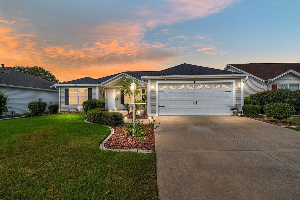 Photo of 17966 SE 89th Natchez Avenue, The Villages, FL 32162 (MLS # G5101949)