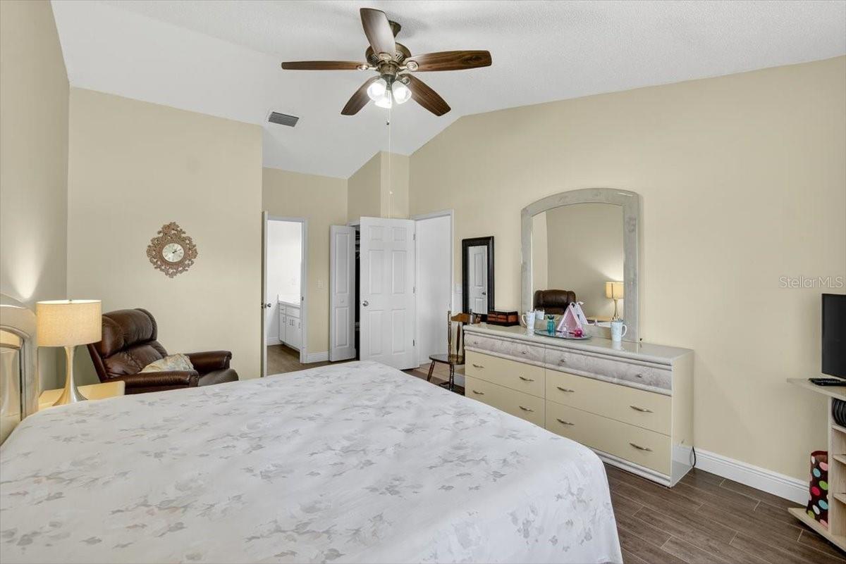THE WILLOWS UNIT 3 - Residential