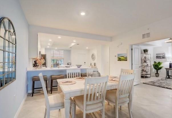 WELLEN PARK GOLF & COUNTRY CLUB - Residential Lease
