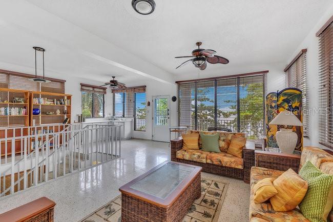 BARRIO ENSENADA - Residential