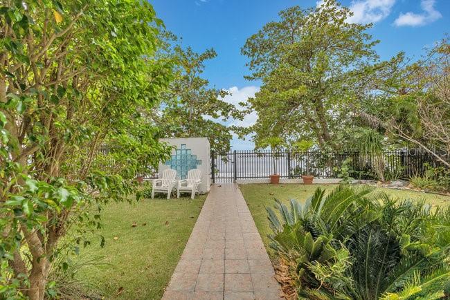 BARRIO ENSENADA - Residential