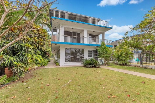 BARRIO ENSENADA - Residential