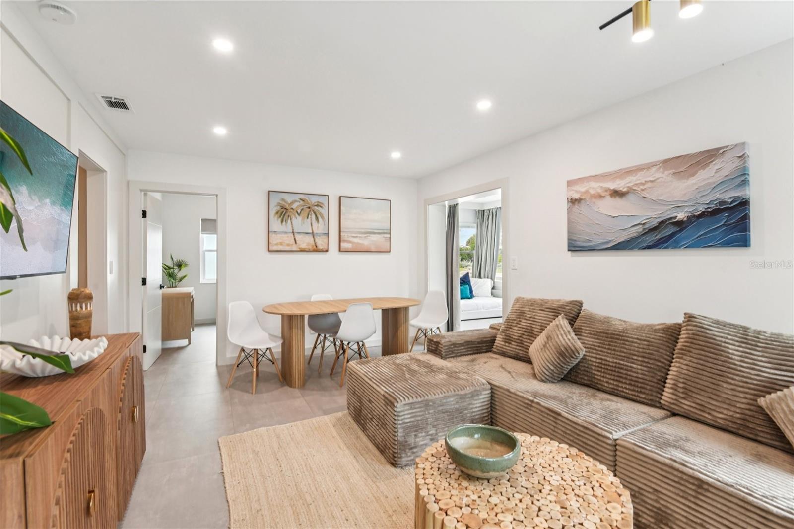 Casas a venda 3 - Jen Dantas 15506 1ST STREET E