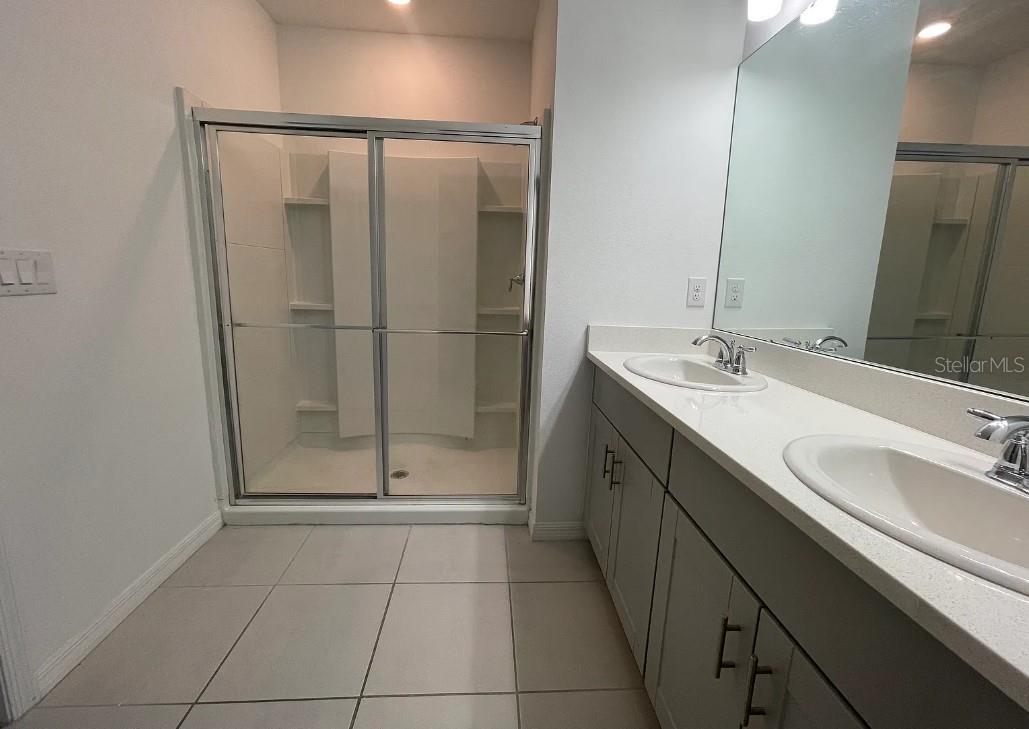 STEPPING STONE POD A PH 1 - Residential Lease