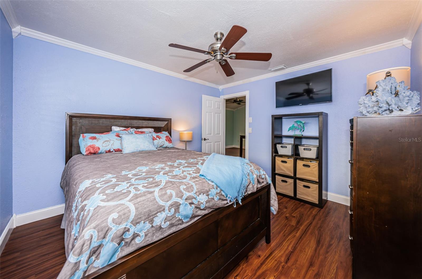 HAMMOCKS THE - Residential