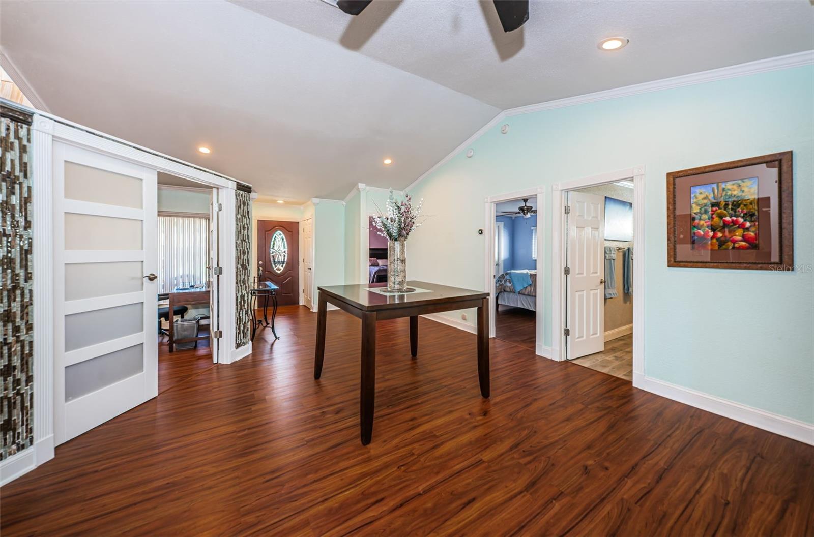 HAMMOCKS THE - Residential