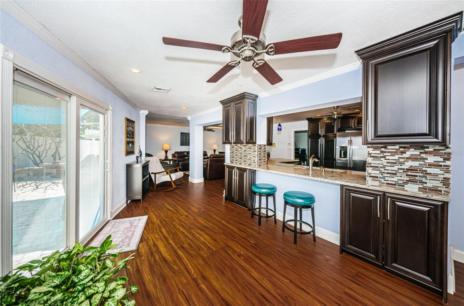 HAMMOCKS THE - Residential