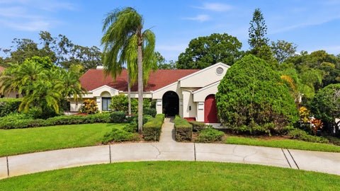 1008 Royal Birkdale Drive, Tarpon Springs, FL 34688