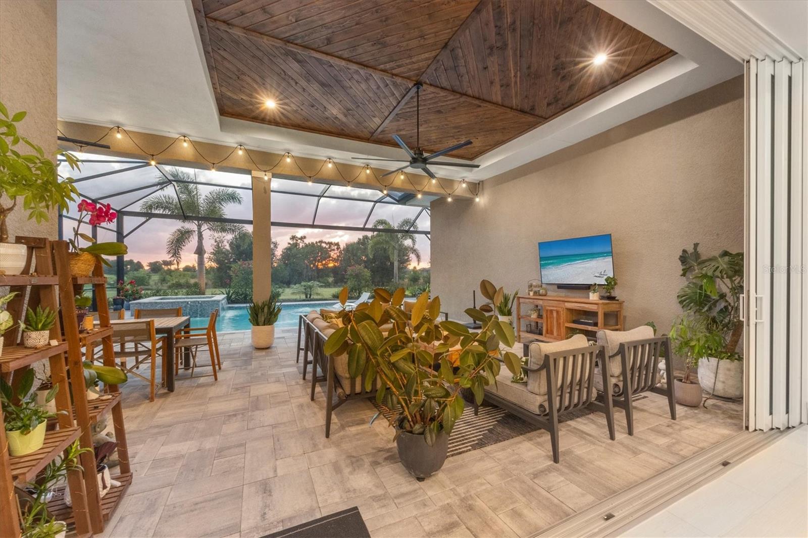 LAKE CLUB - GENOA - Residential