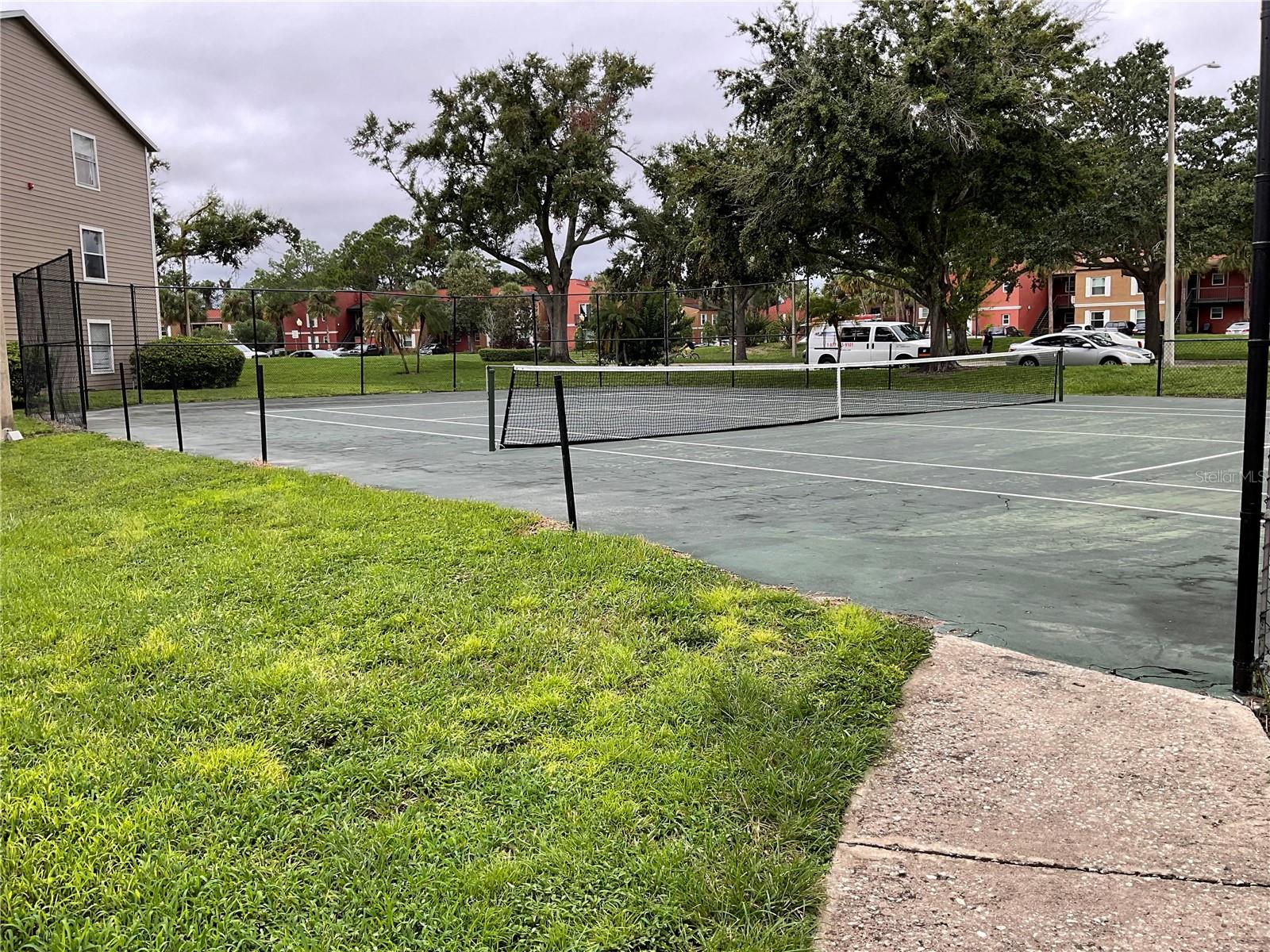 WALDEN PALMS CONDO - Residential Lease