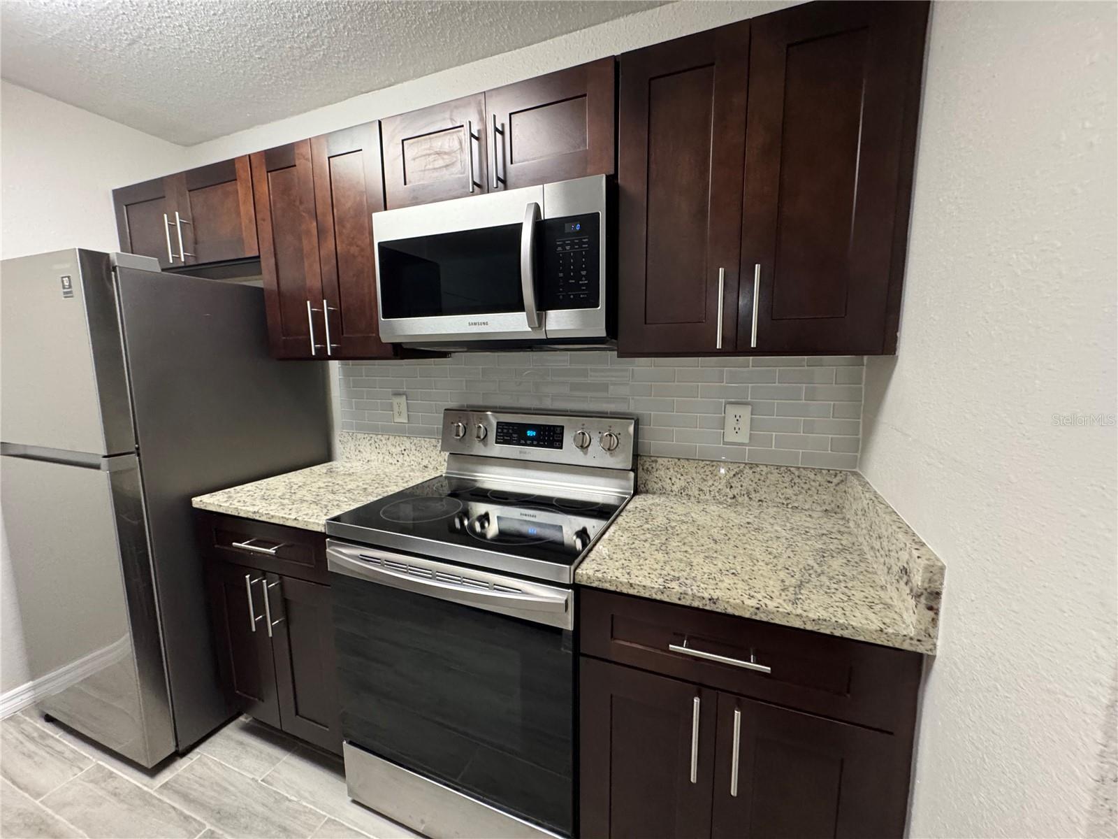 WALDEN PALMS CONDO - Residential Lease