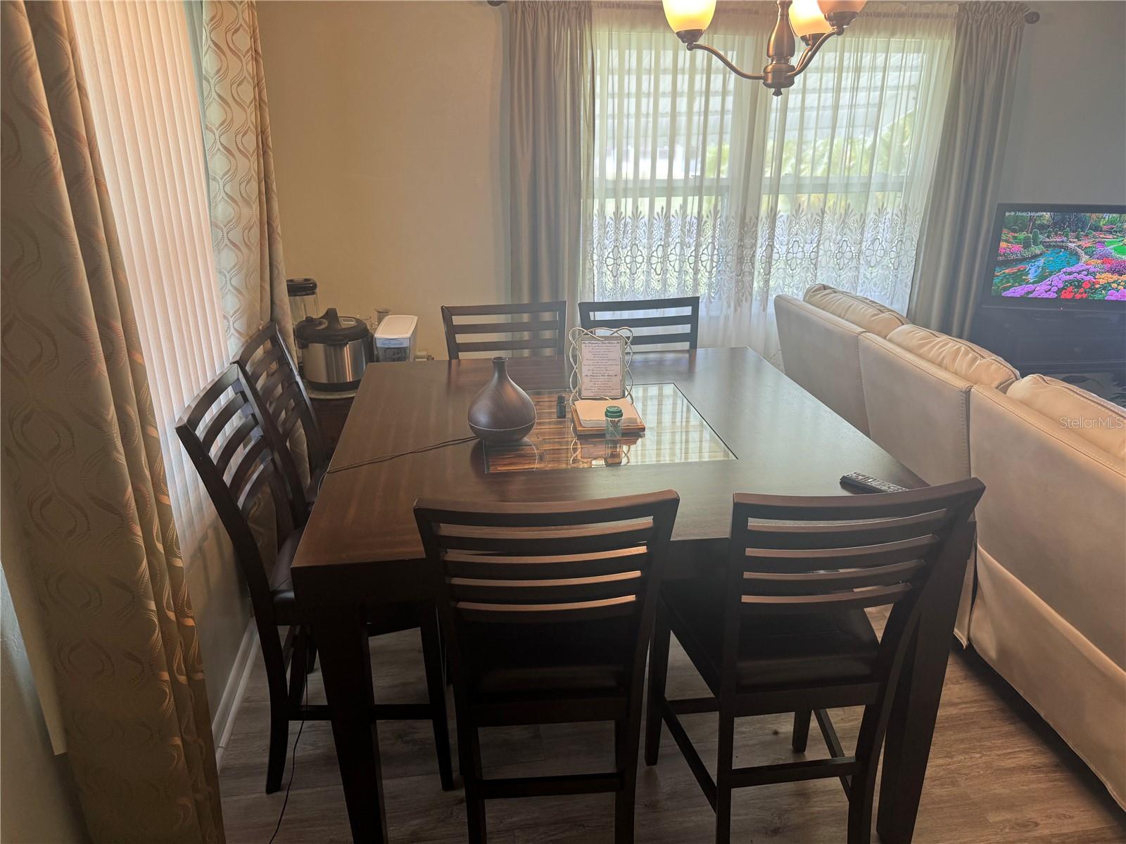 PINEWOOD CONDO - Residential