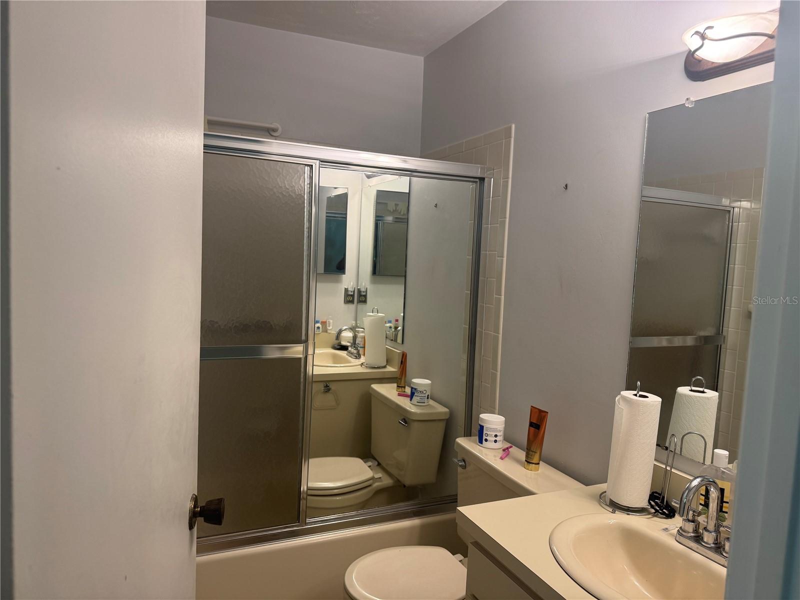 PINEWOOD CONDO - Residential