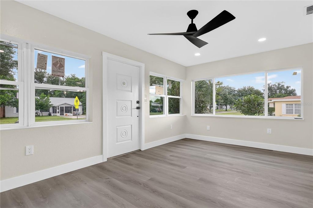 Photo of 2612 Roxbury Road, Winter Park, FL 32789 (MLS # S5137596)