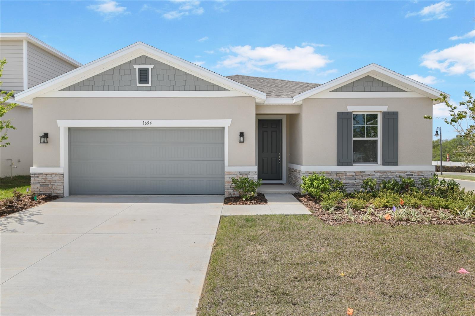 1654 SUGARBELLE CIRCLE