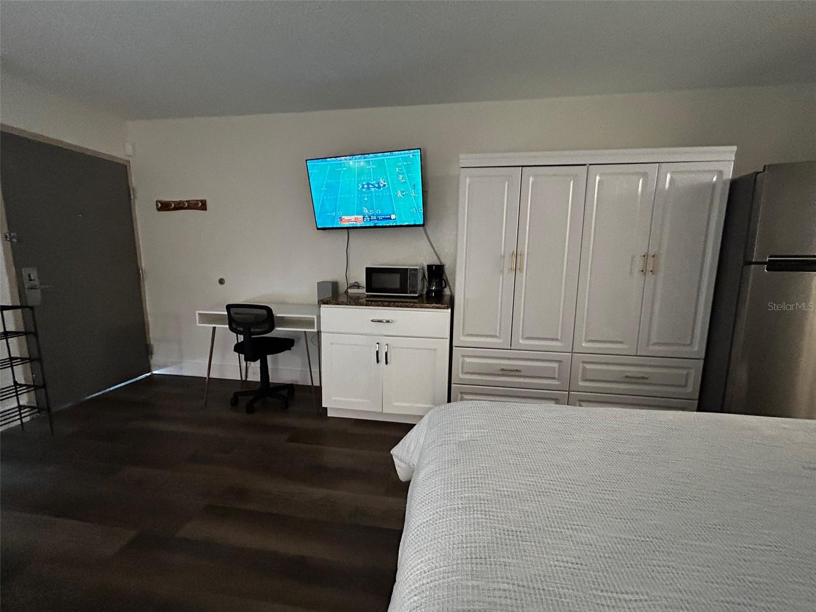 7150 N TAMIAMI TRAIL S515