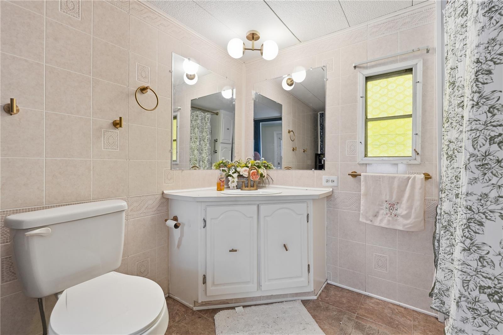 GOLDEN GATE MOBILE HOME PARK UNREC - Residential