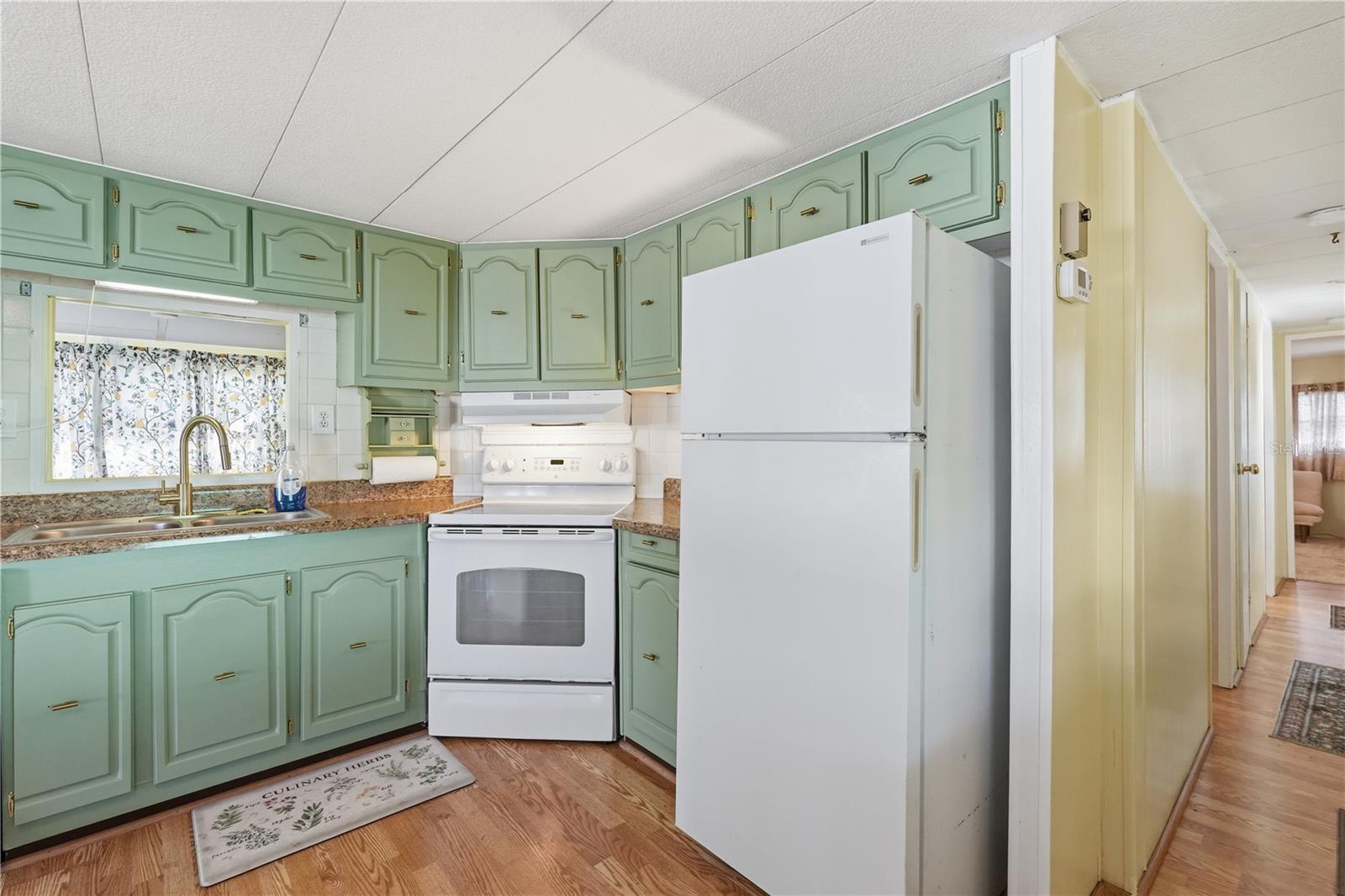 GOLDEN GATE MOBILE HOME PARK UNREC - Residential