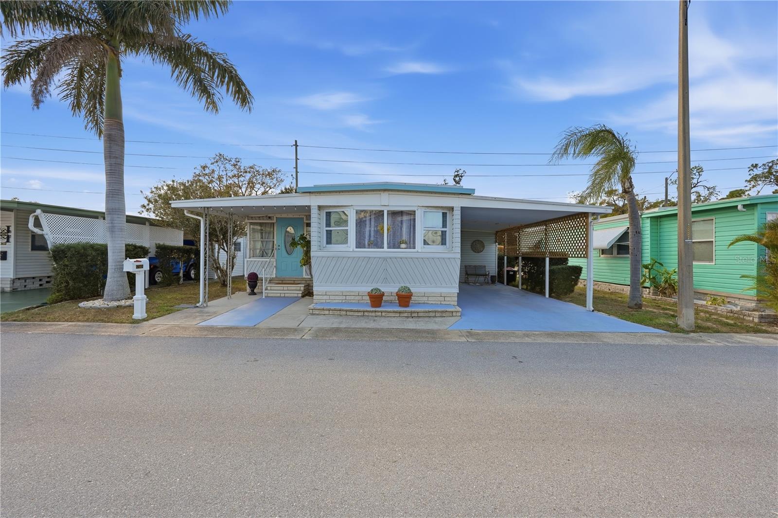 GOLDEN GATE MOBILE HOME PARK UNREC - Residential