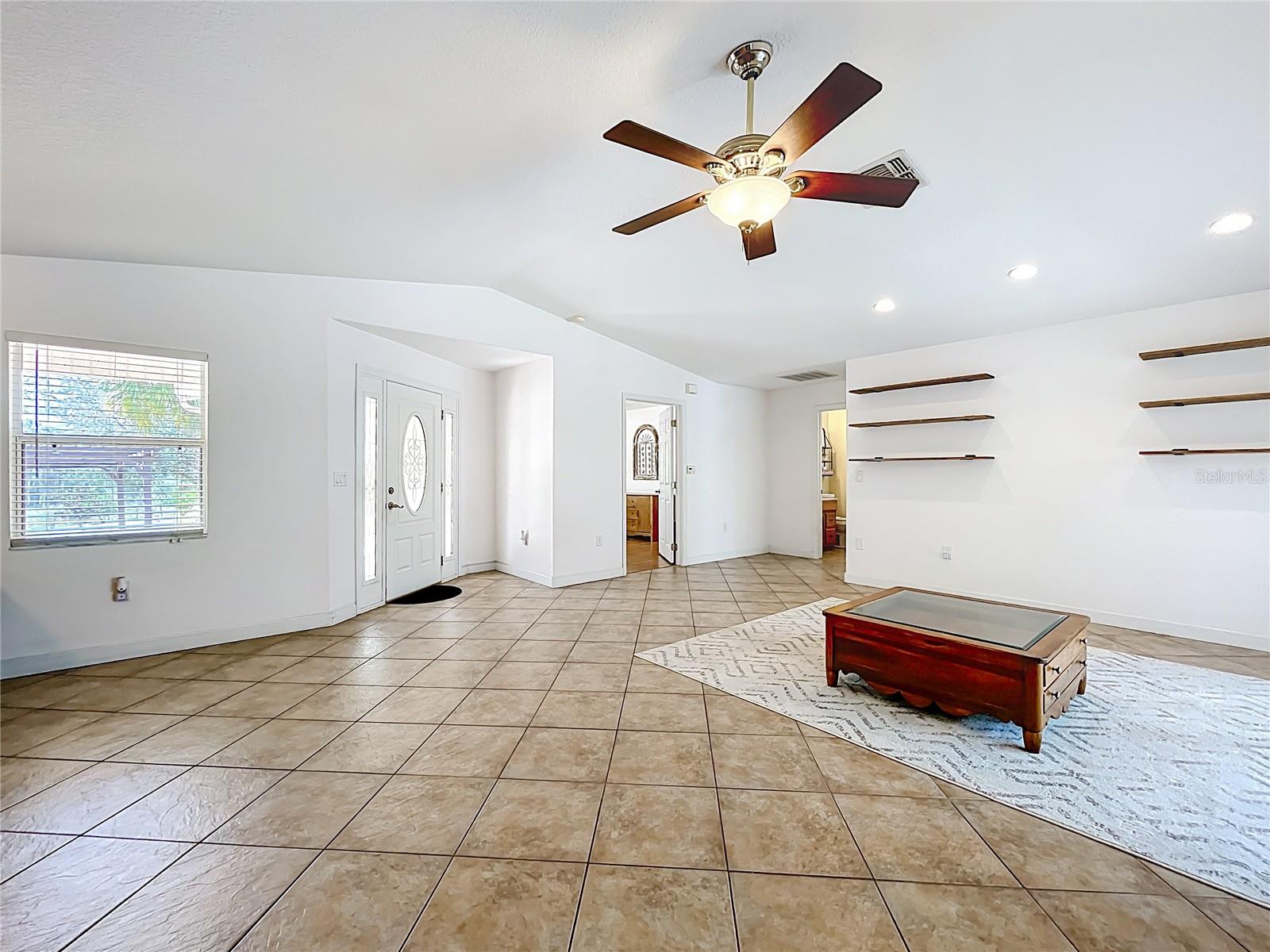 SUNNYSIDE TRLS PH 1 - Residential