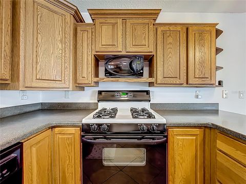 Tiny photo for 527 Sunnyside Drive, Leesburg, FL 34748 (MLS # O6347002)