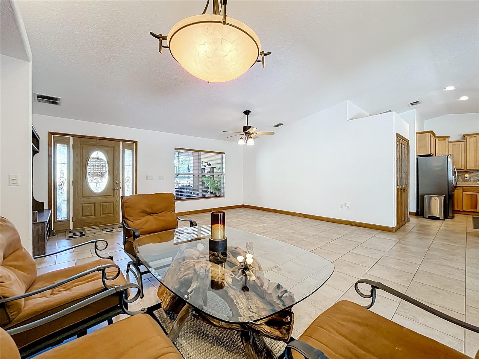 SUNNYSIDE TRLS PH 1 - Residential