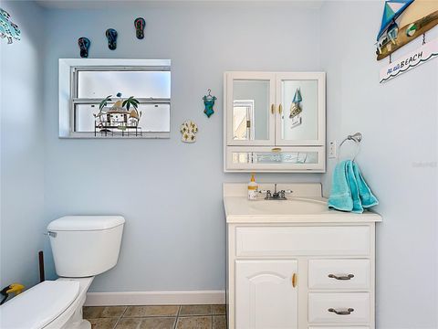 Tiny photo for 527 Sunnyside Drive, Leesburg, FL 34748 (MLS # O6347002)