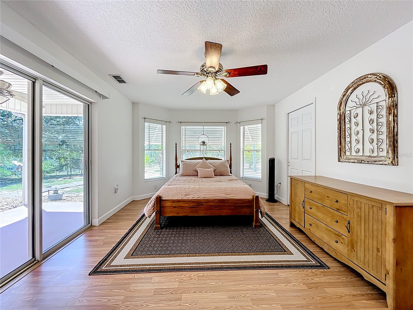 SUNNYSIDE TRLS PH 1 - Residential