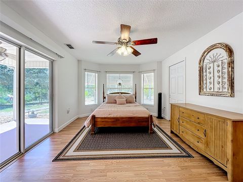 Tiny photo for 527 Sunnyside Drive, Leesburg, FL 34748 (MLS # O6347002)