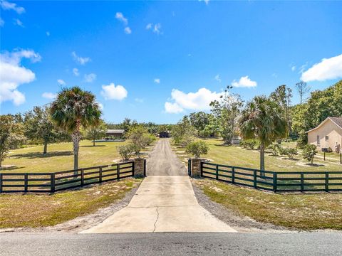 Tiny photo for 527 Sunnyside Drive, Leesburg, FL 34748 (MLS # O6347002)