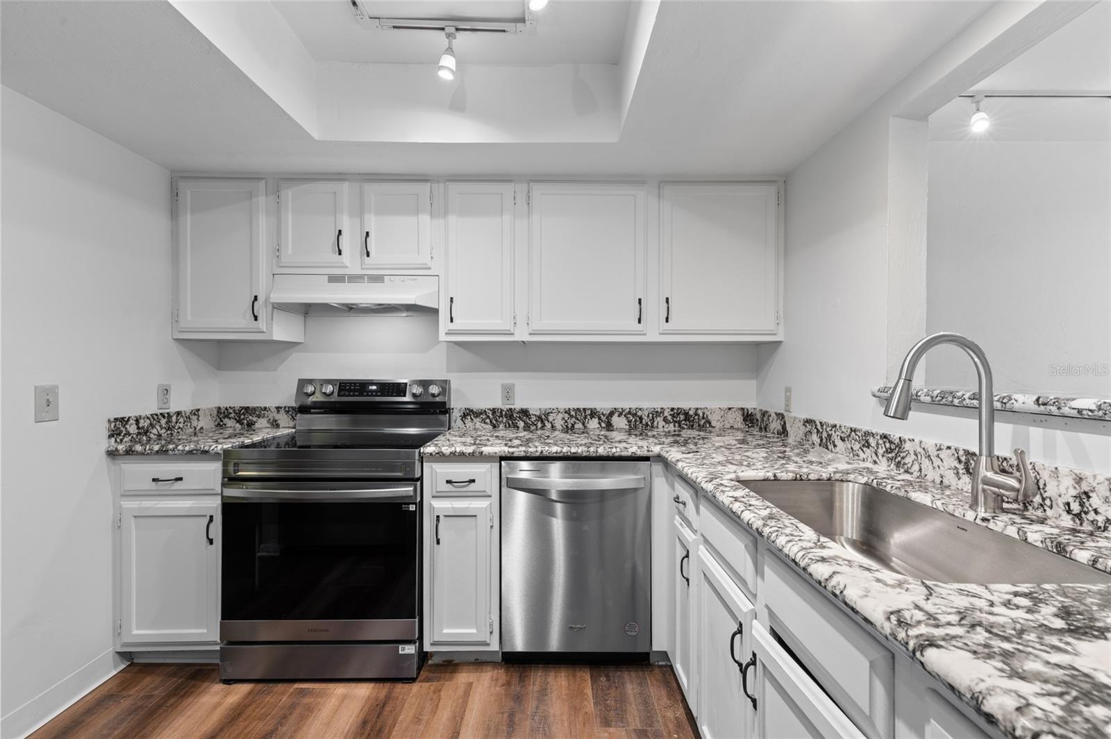 111 NW 34TH STREET