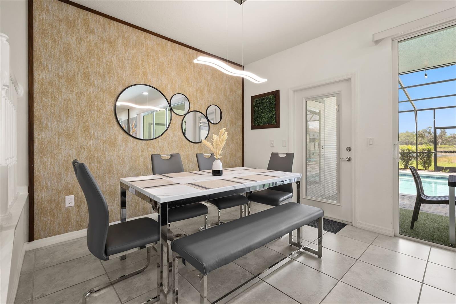 7127 OAKMOSS LOOP