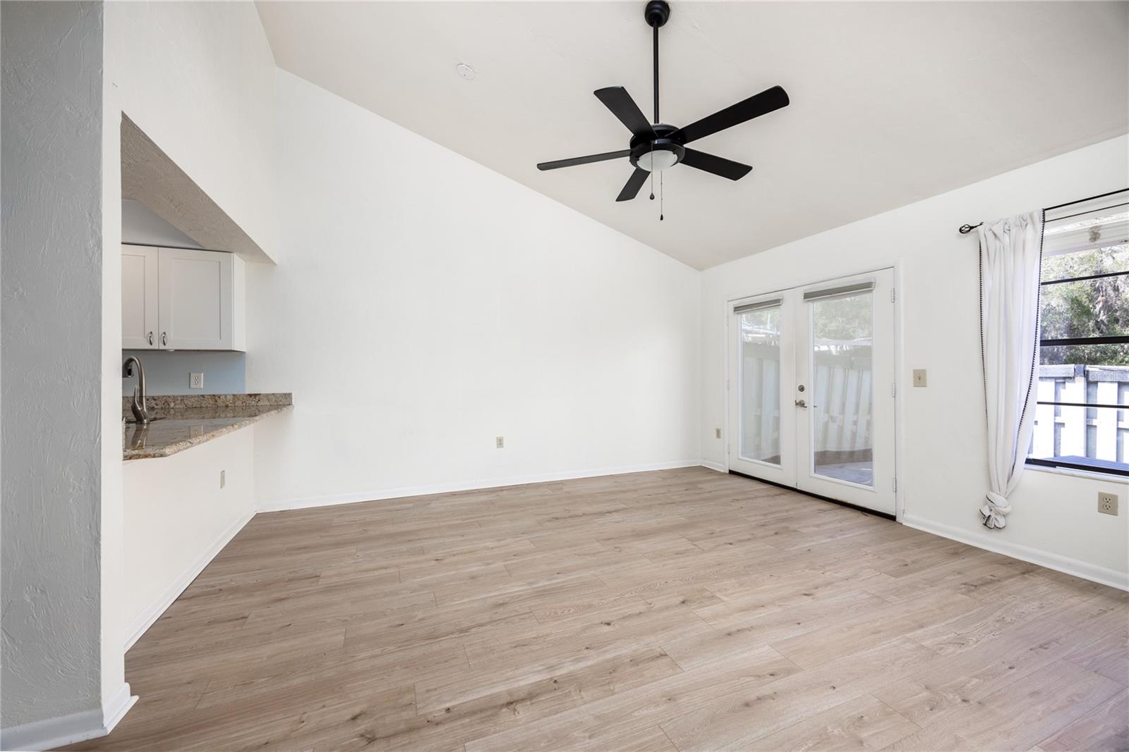 MARCHWOOD - Residential