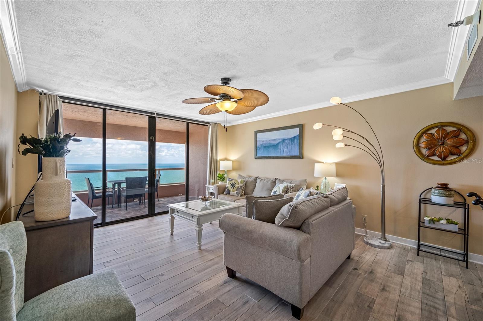 CRESCENT BEACH CLUB ONE CONDO - Residential