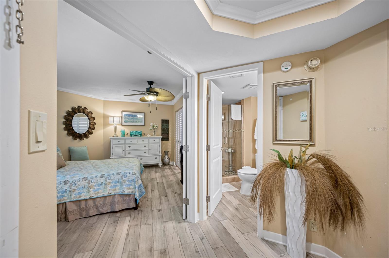 CRESCENT BEACH CLUB ONE CONDO - Residential